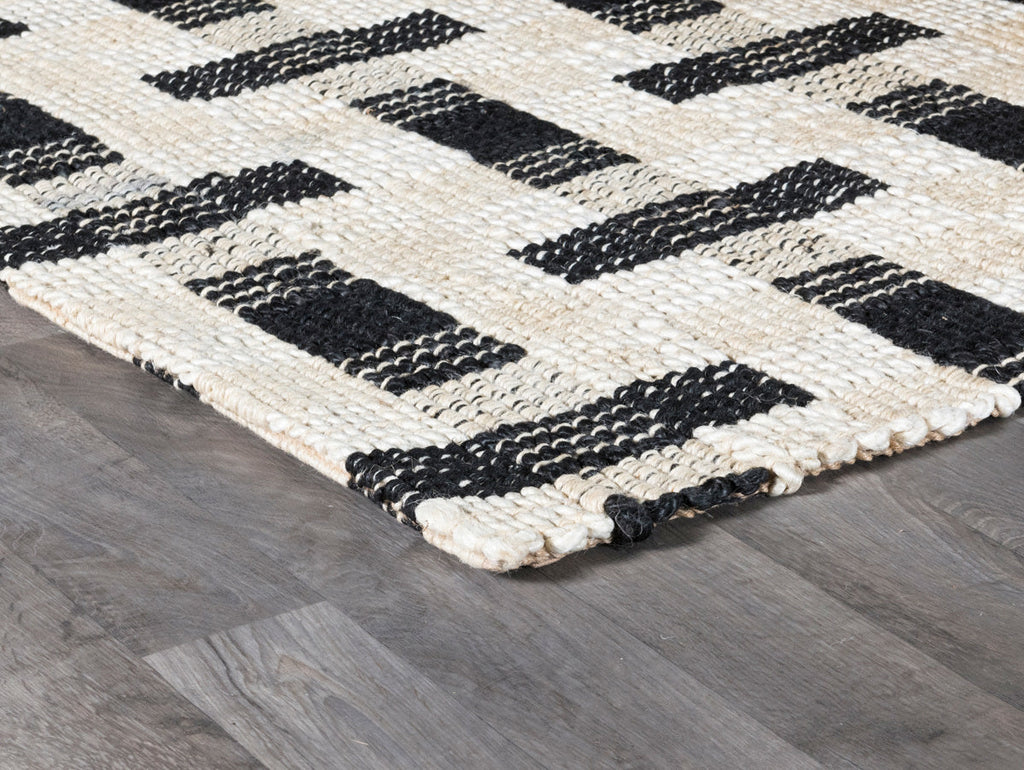 30089804