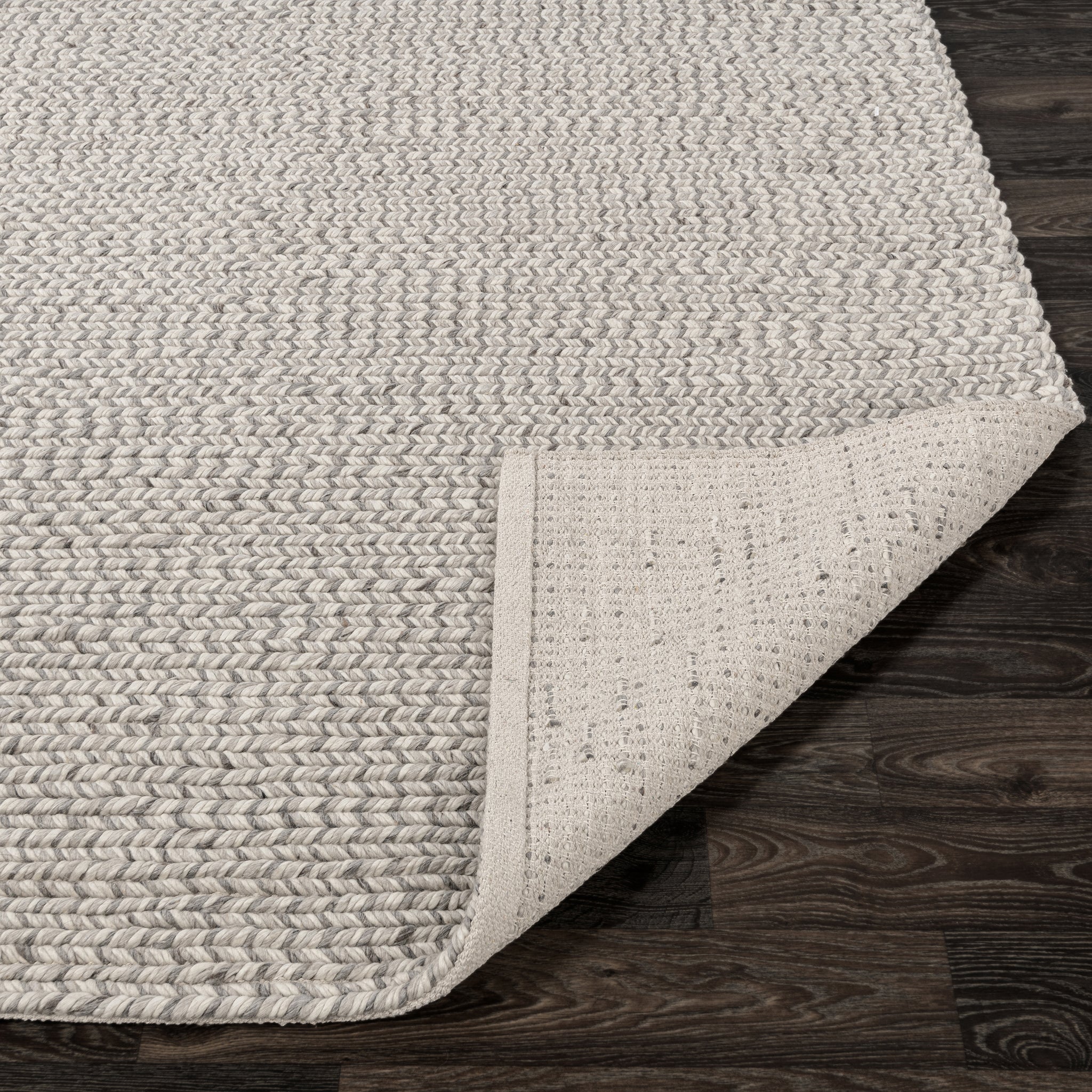 3009082