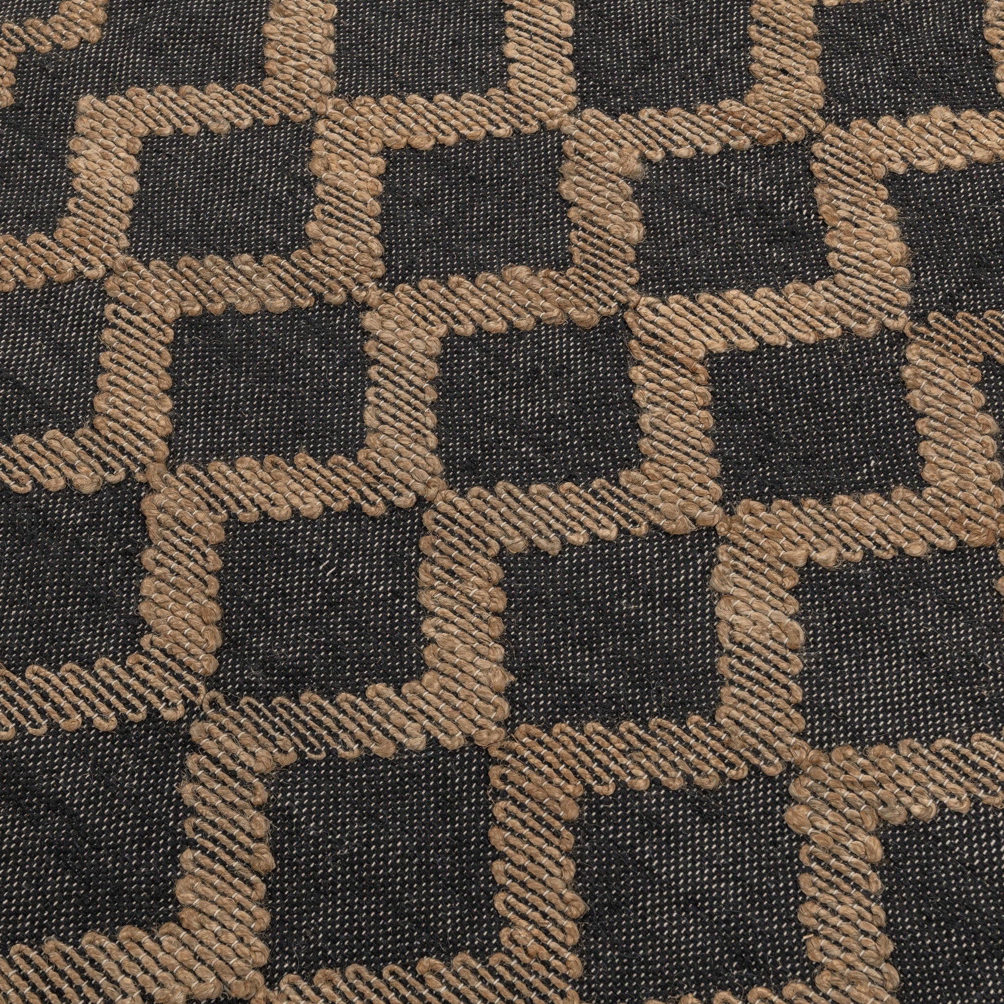 30090924