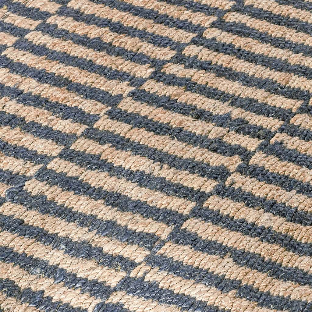 30091730
