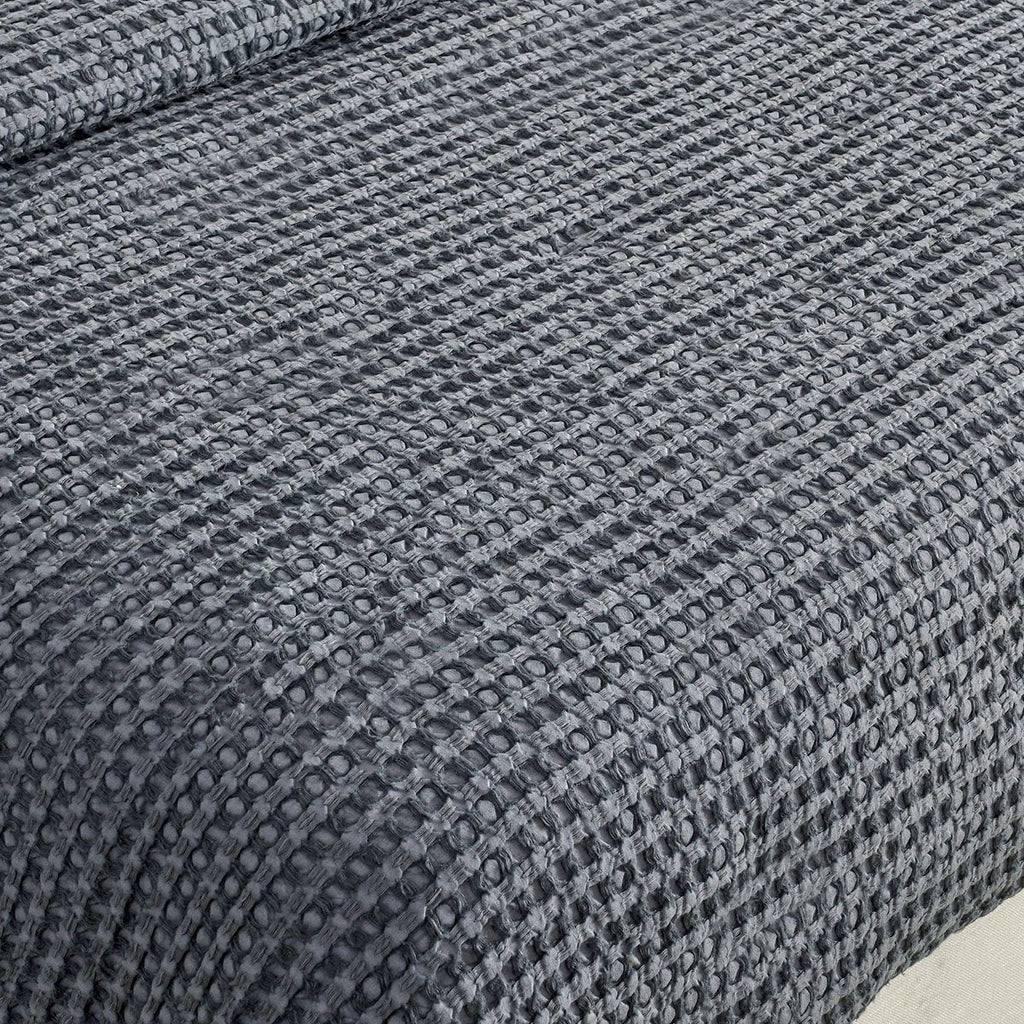 V280103