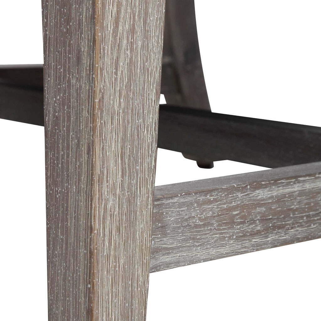 23562