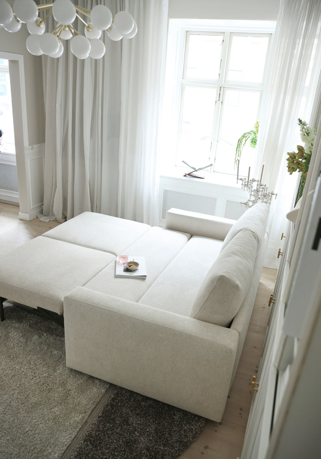 Neah Queen Size Sleeper Sofa with Standard Arms 365