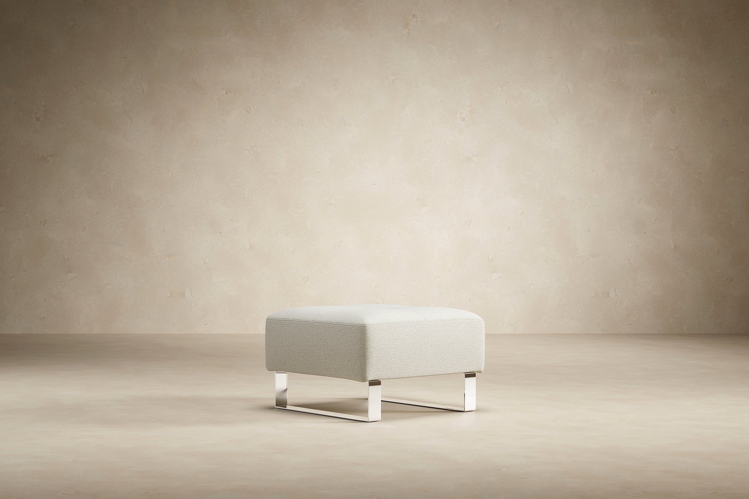 Supremax/Cassius D.E.L. ottoman 527