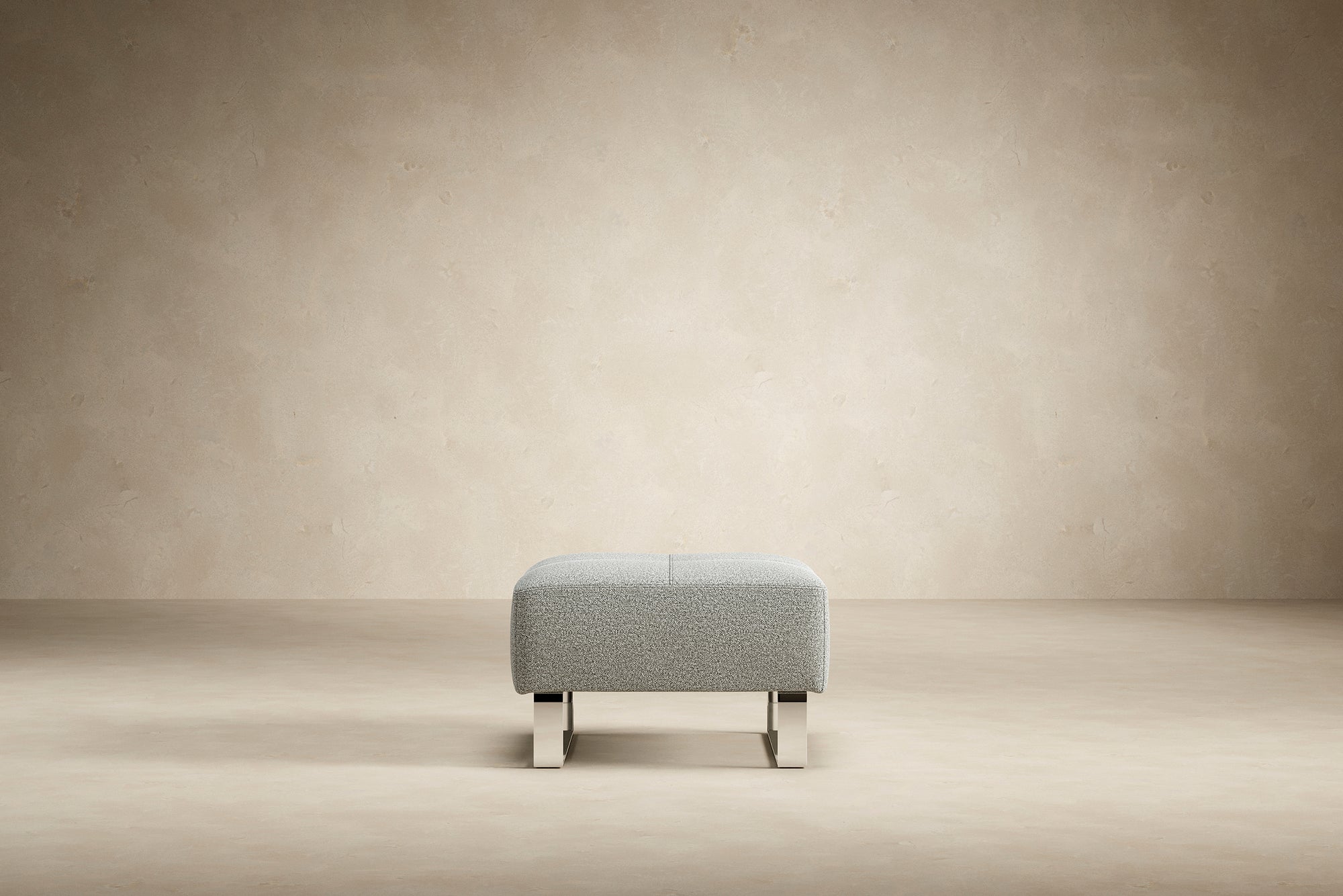 Supremax/Cassius D.E.L. ottoman 538