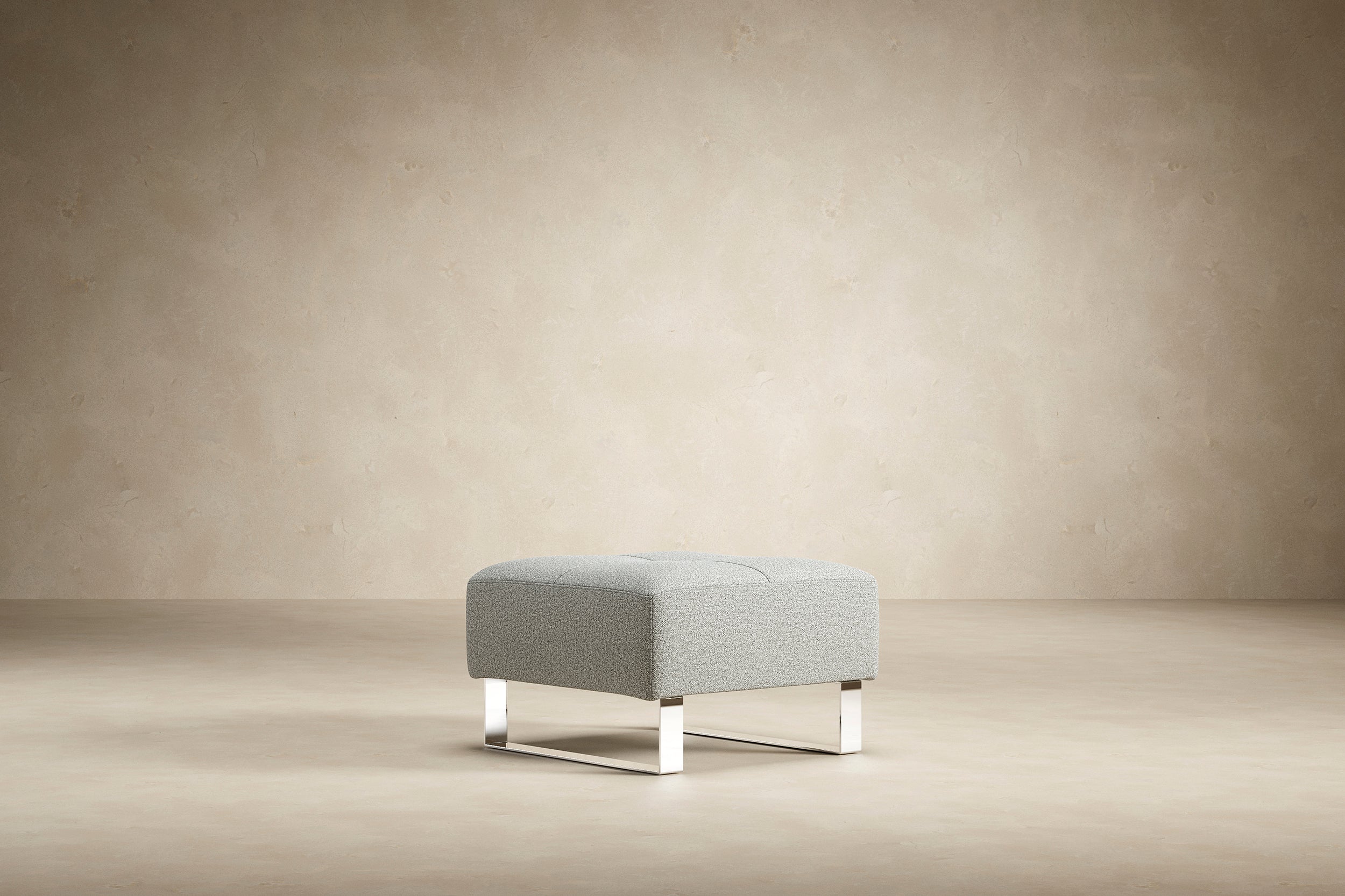 Supremax/Cassius D.E.L. ottoman 538