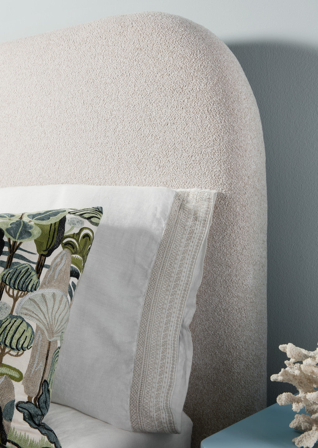 Commerce and Market Bridget Queen Upholstered Bed