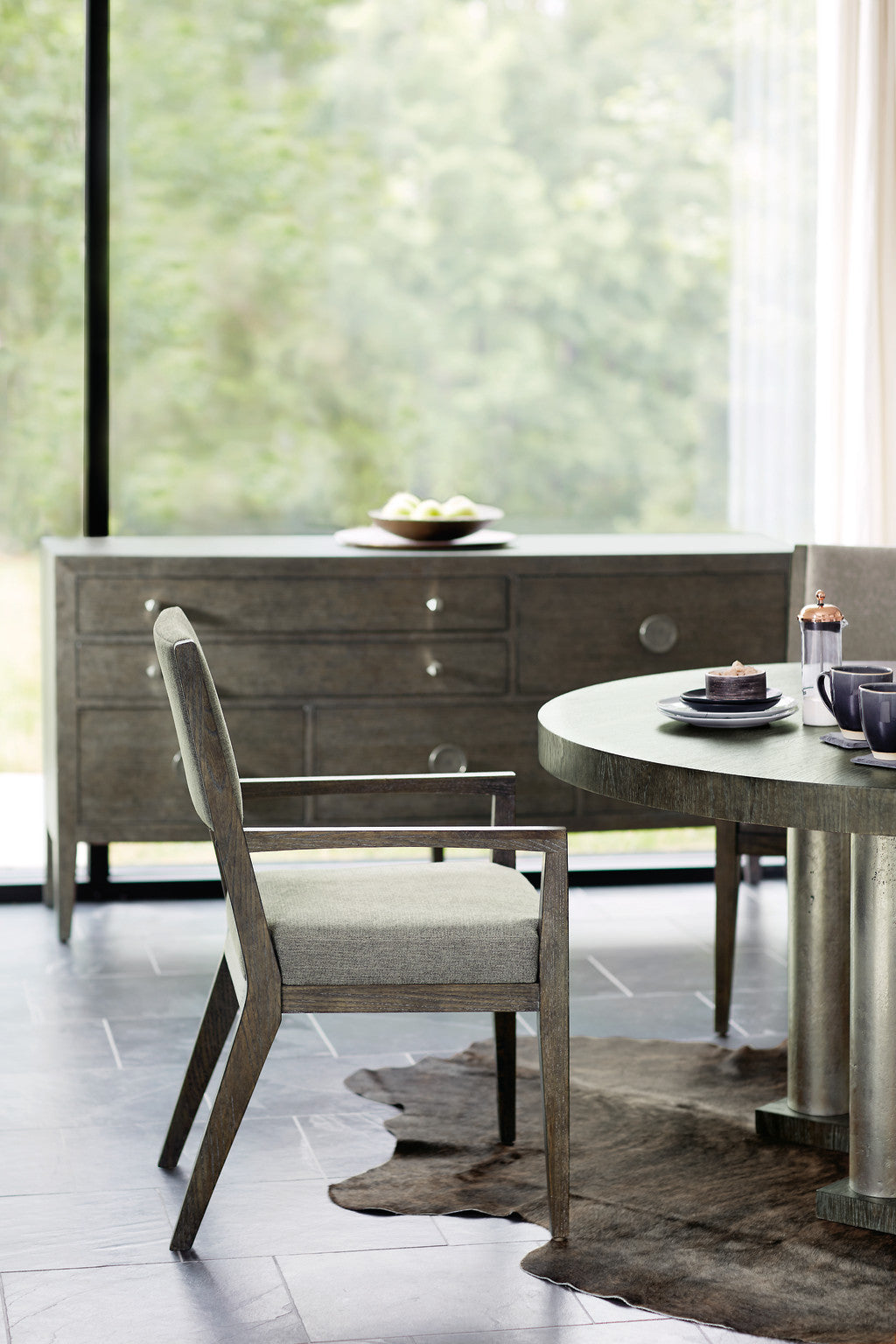 Linea Arm Chair