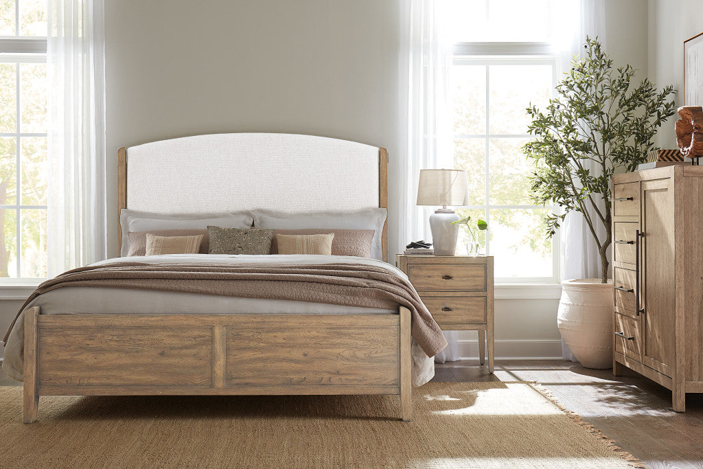 Vineyard Row California King Upholstered Bed