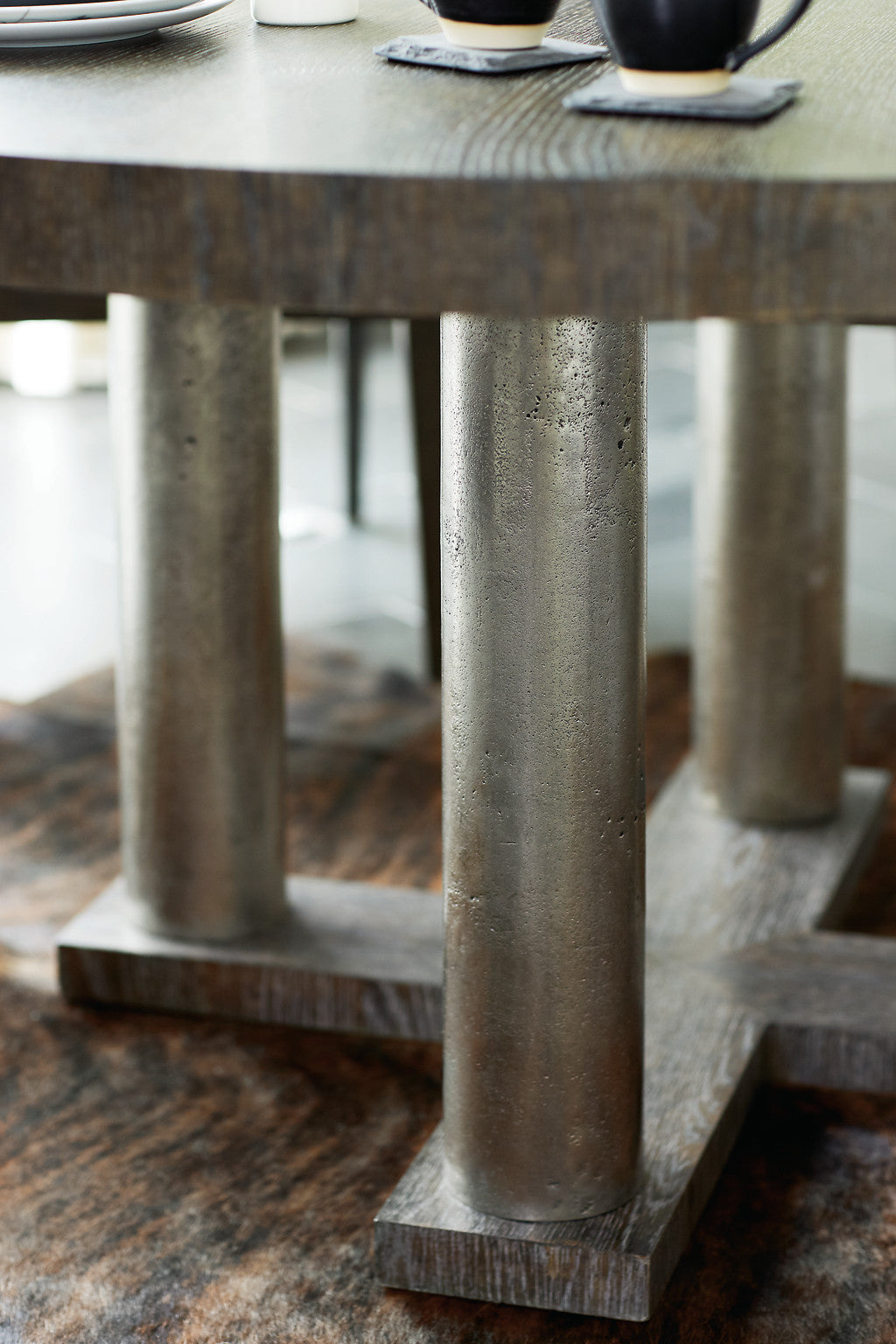 Linea Dining Table