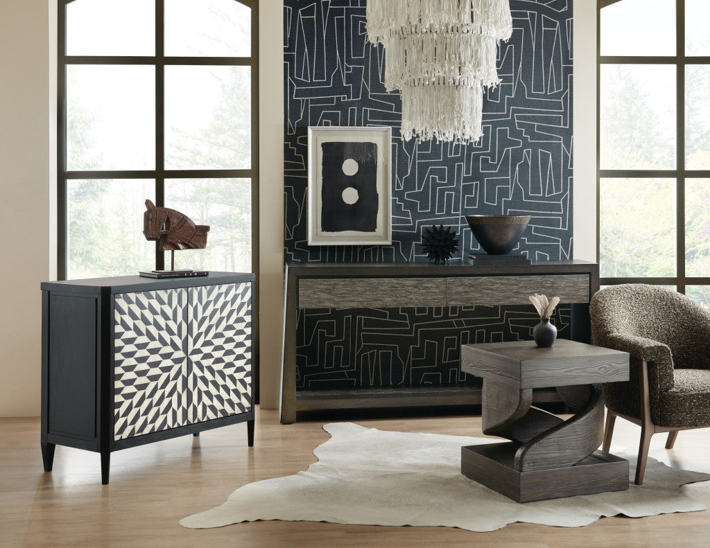 Commerce & Market Twister End Table